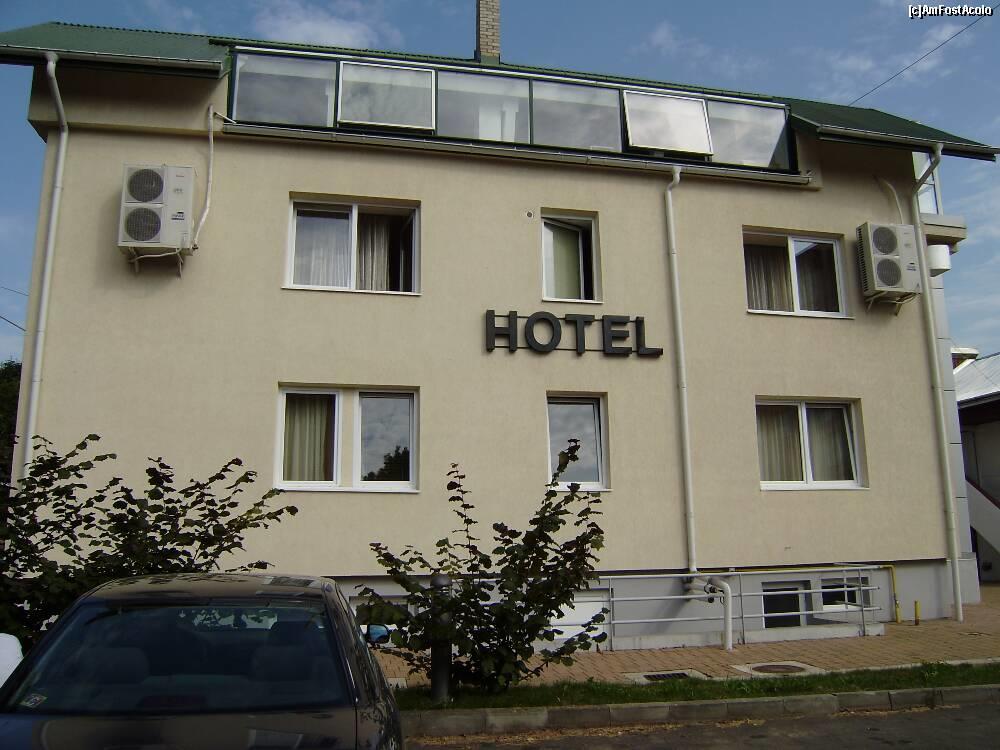 Hotel Maria Radauti Luaran gambar