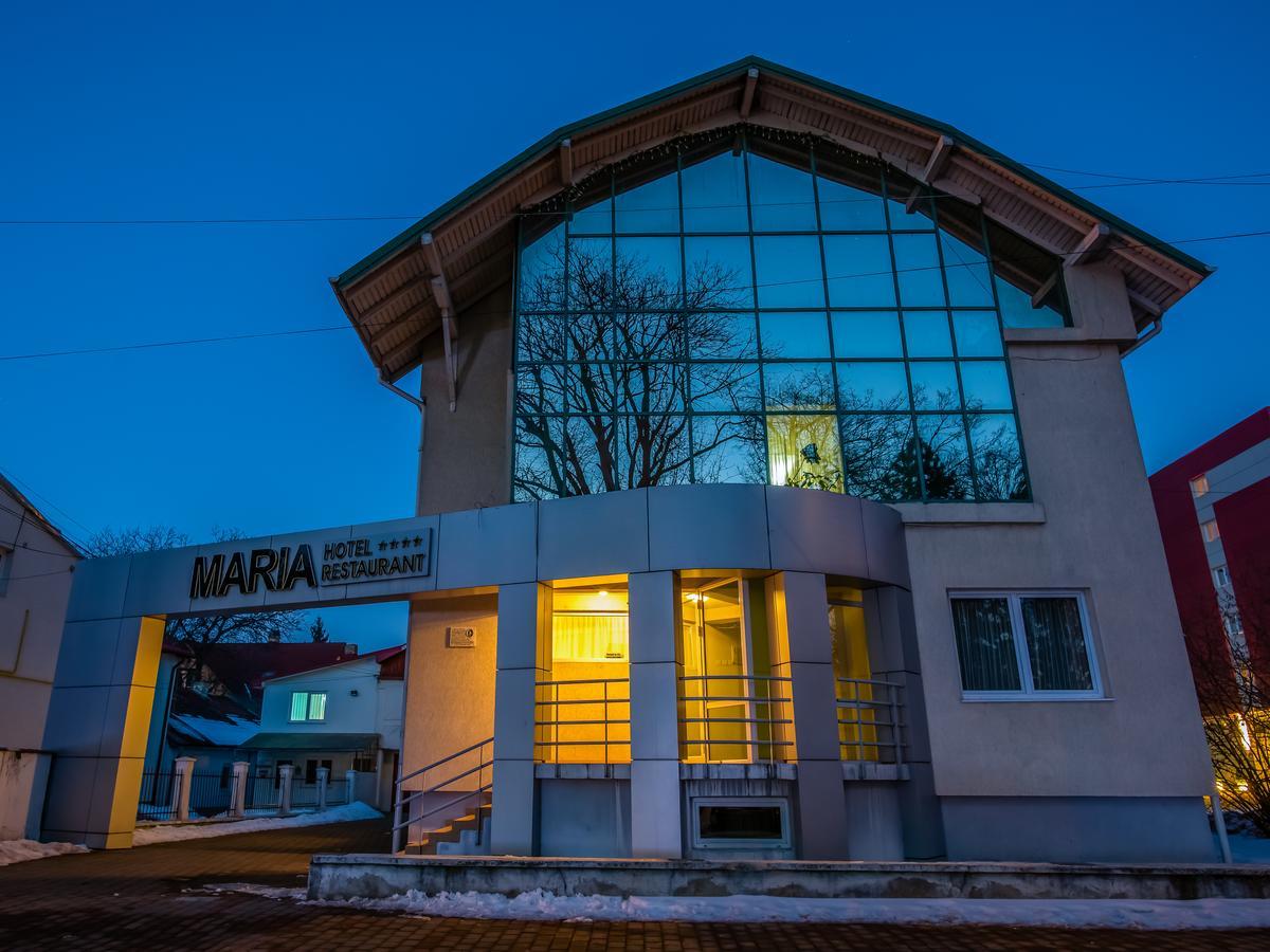 Hotel Maria Radauti Luaran gambar